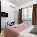 Domus Park Avenue בית אירוח