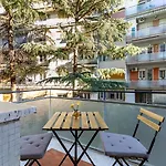 Domus Park Avenue בית אירוח *